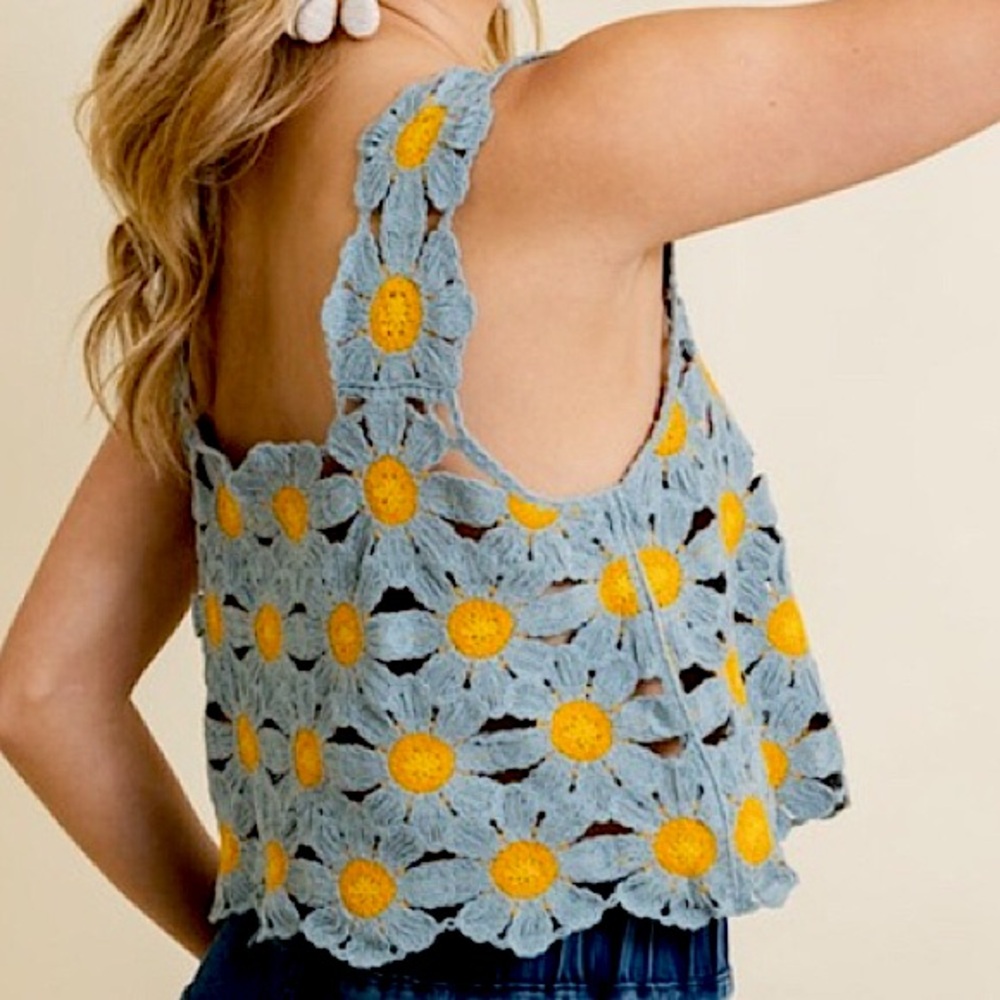 Boho Crochet Floral Crop Top - Picture 3 of 3